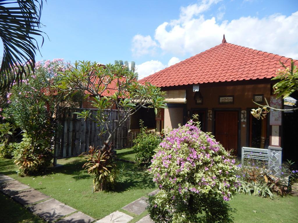 Pondok Shindu Guest House Pemuteran Esterno foto