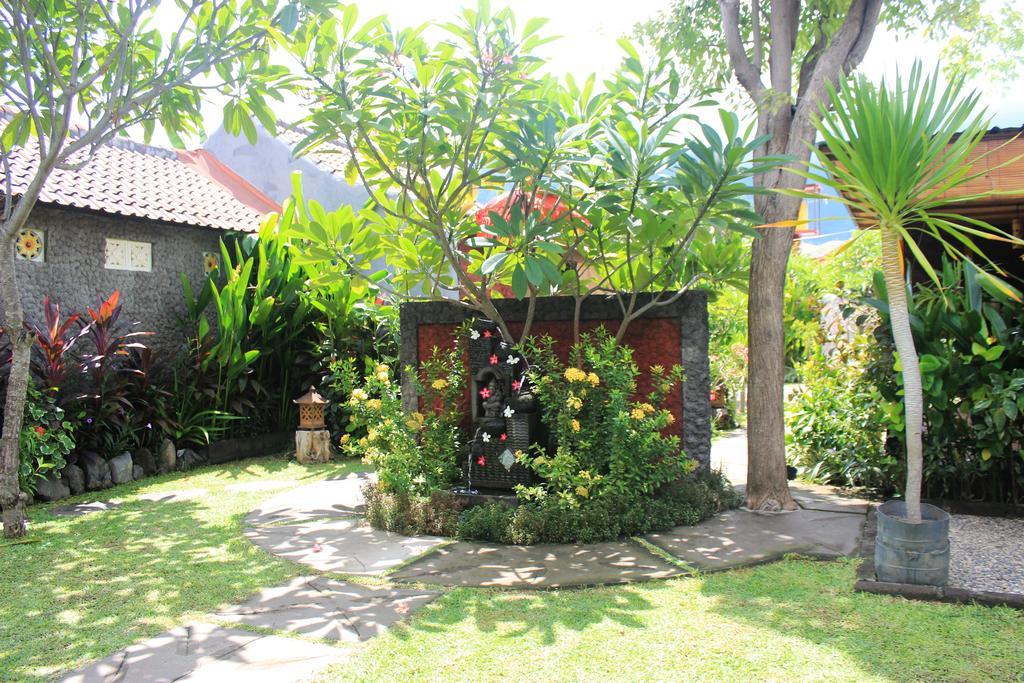 Pondok Shindu Guest House Pemuteran Esterno foto