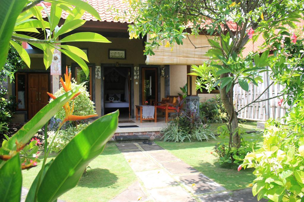 Pondok Shindu Guest House Pemuteran Esterno foto