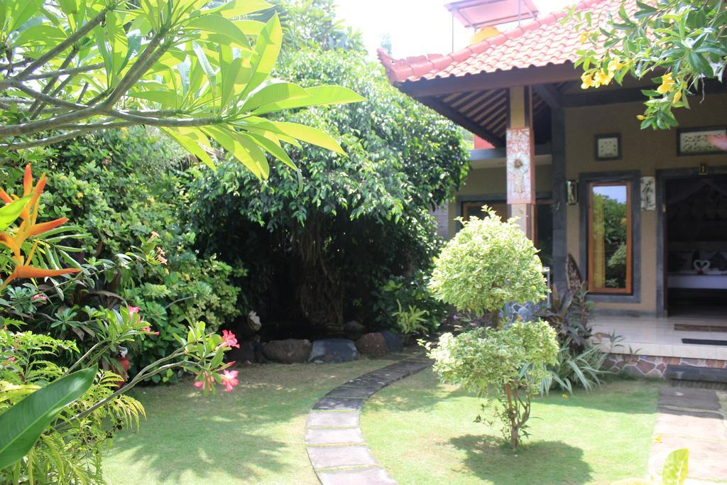 Pondok Shindu Guest House Pemuteran Esterno foto